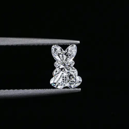 Marche diamanti famosi: i brand storici che definiscono il mercato del lusso