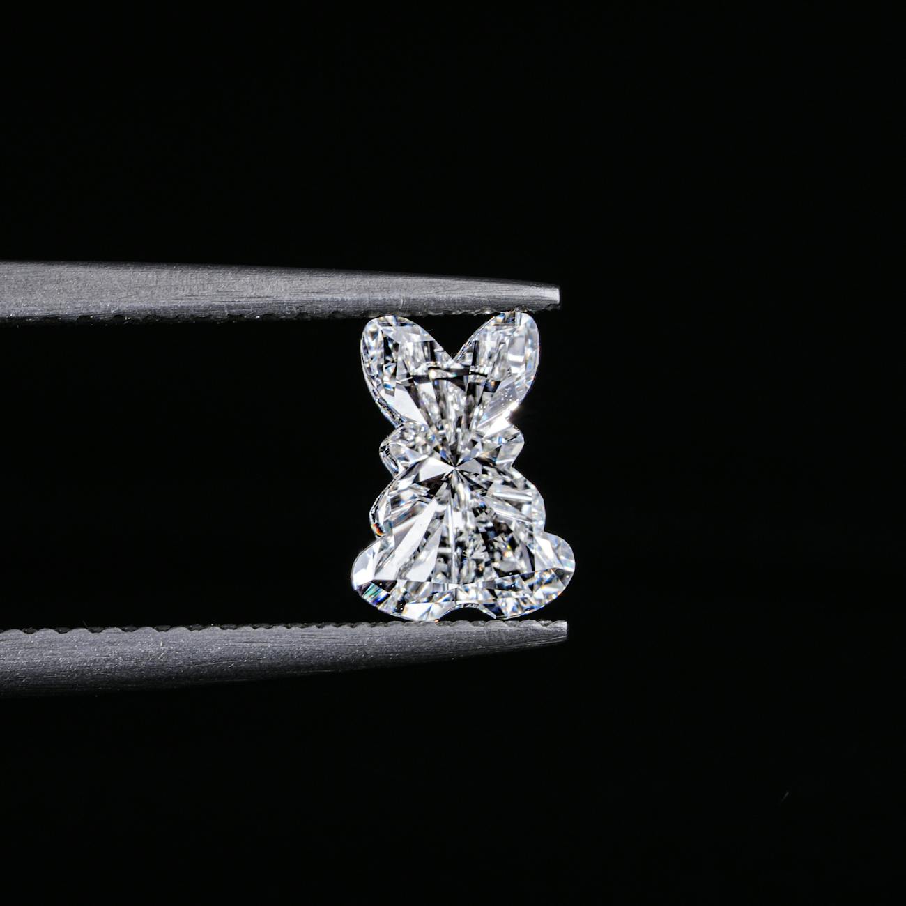 Marche diamanti famosi: i brand storici che definiscono il mercato del lusso