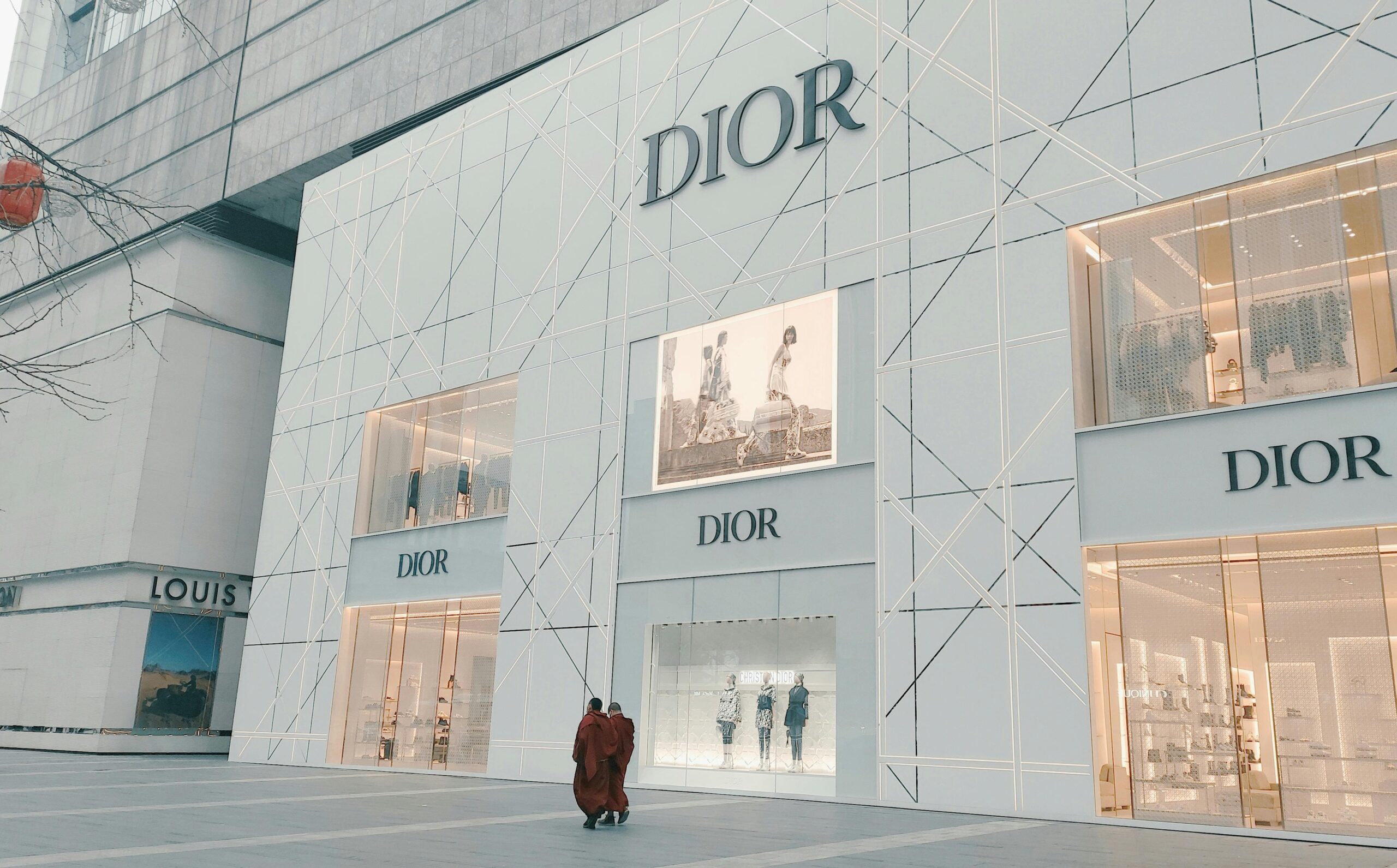 Dior: storia, evoluzione e stilisti della maison francese