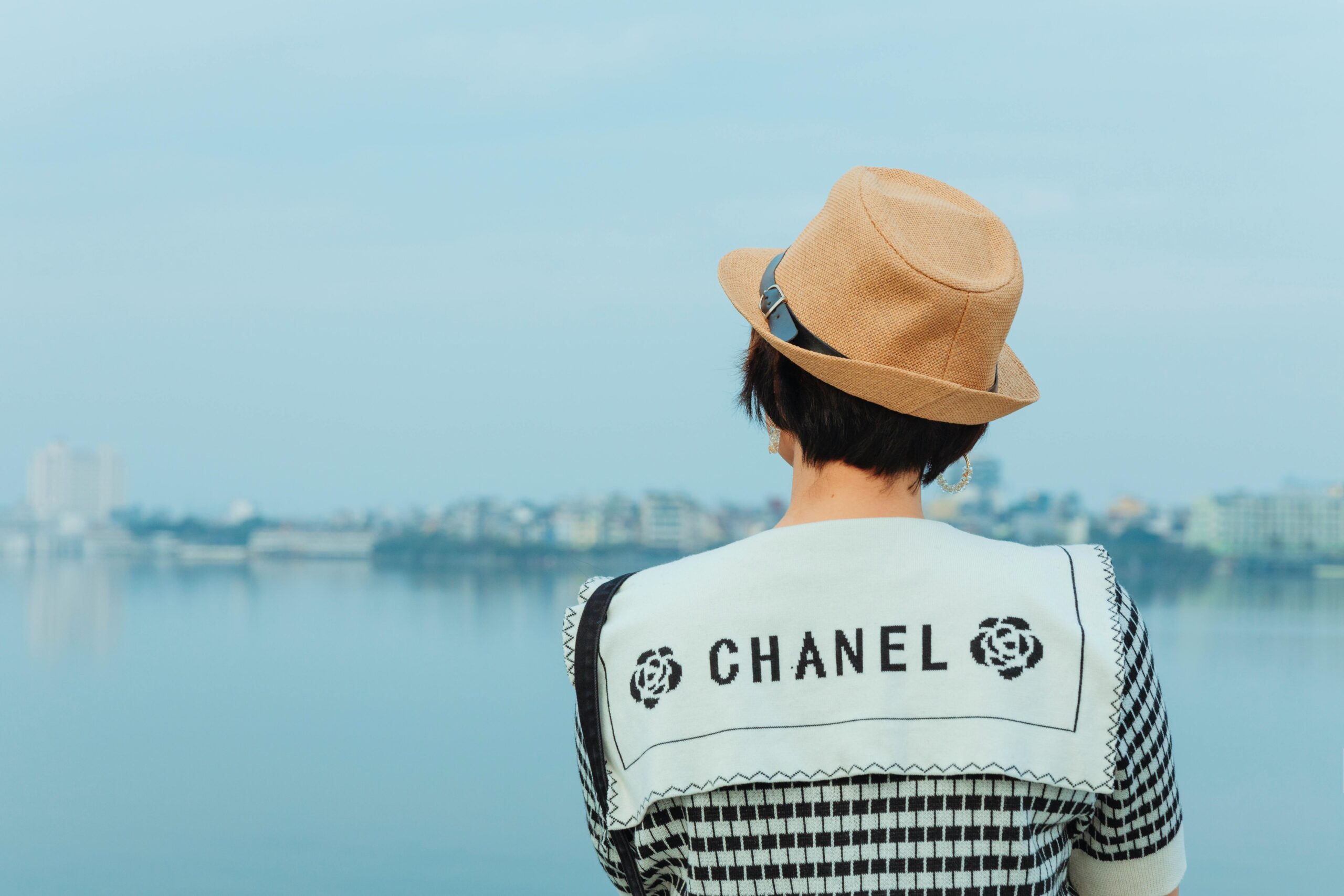 Chanel: storia e curiosità di un marchio che ha cambiato la moda